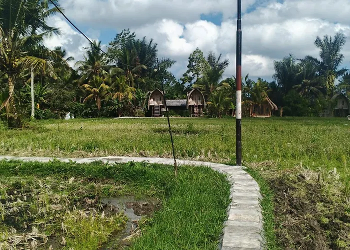 Luna Bamboo House * Tampaksiring